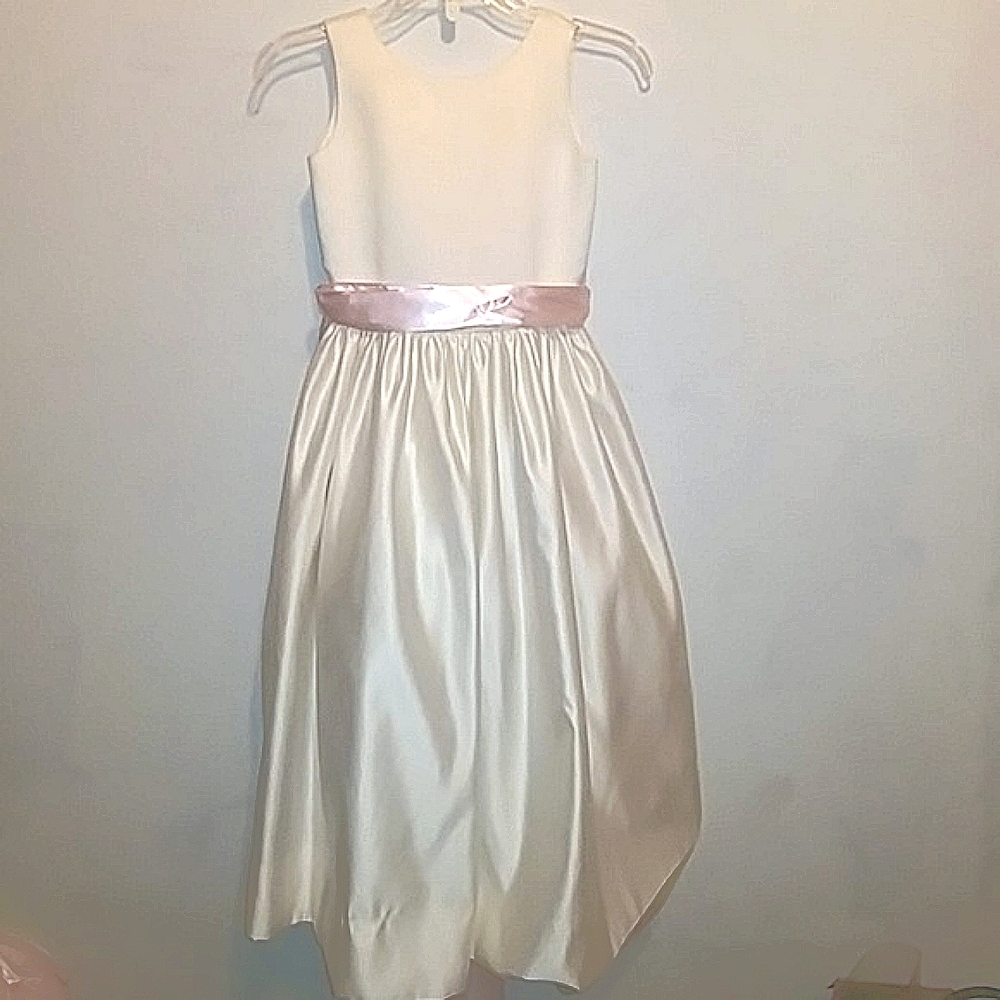 Fower girl dress Wedding -satin